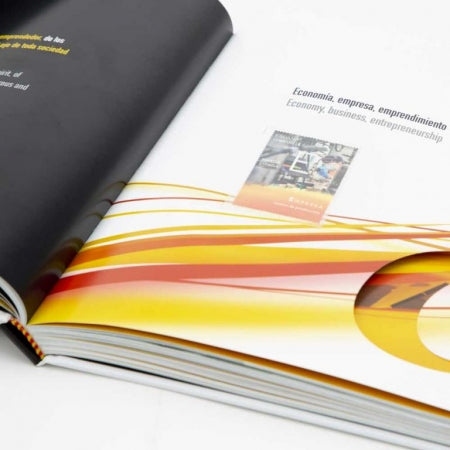 Libro de Sellos de Correos Temáticos 2014