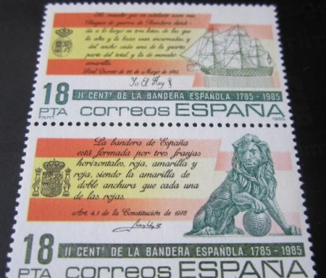 R38 50X58 DÍPTICO BANDERA